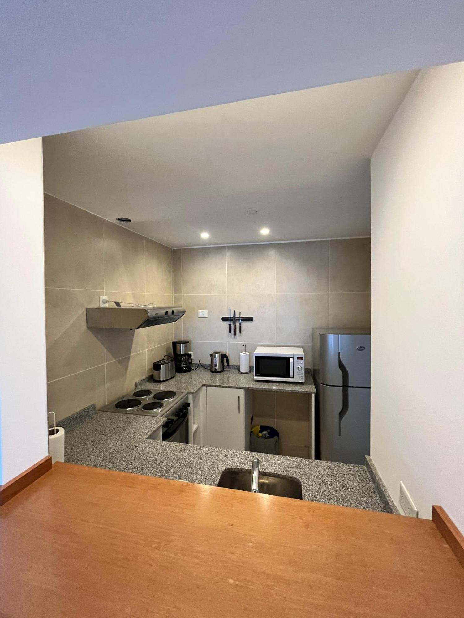 Apartment Postal Del *